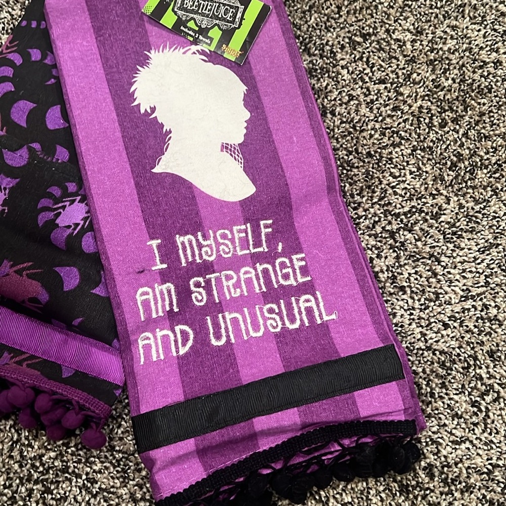 Beetlejuice towels NWT - Picture 2 of 3